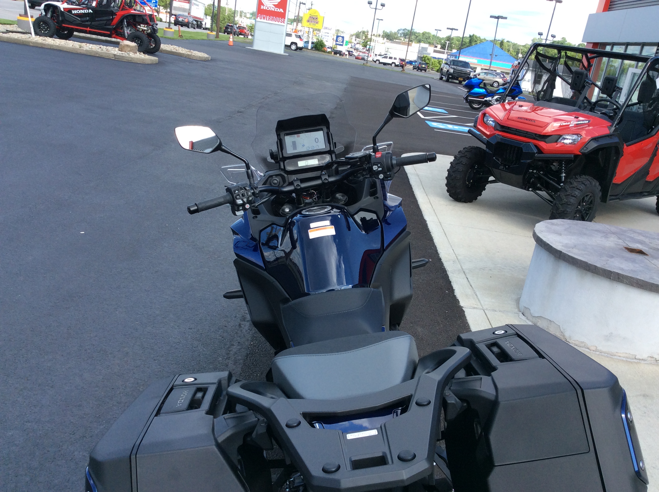 2025 Honda NT1100 DCT - Photo 4